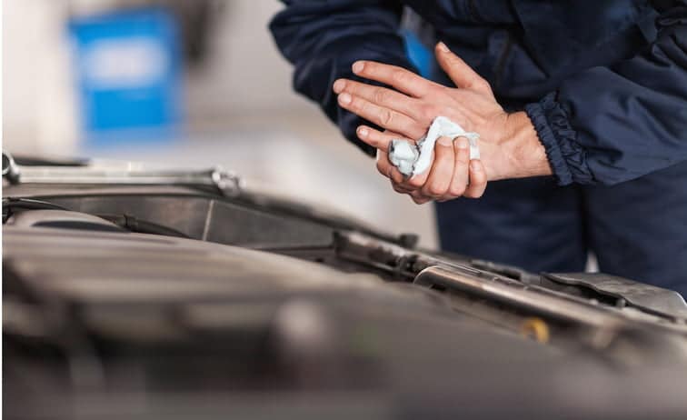 Best Practices For Keeping Vehicle Engines Clean