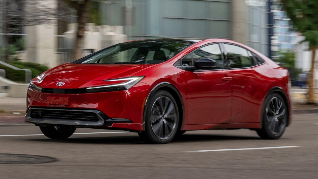 What Are The Best Fuel Efficient Vehicles Available Today